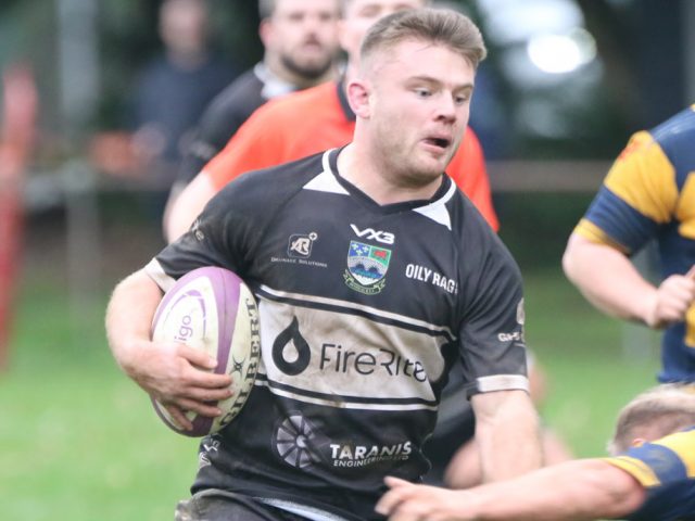 Bedwas maintain winning ways